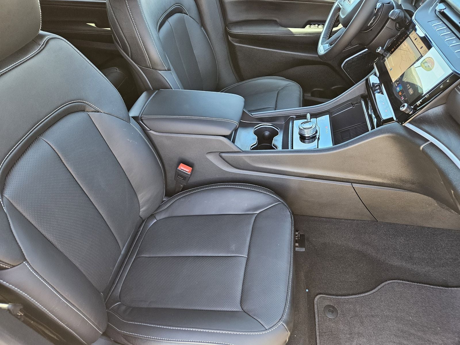 2026 Jeep Grand Cherokee GRAND CHEROKEE L LIMITED RESERVE 4X4