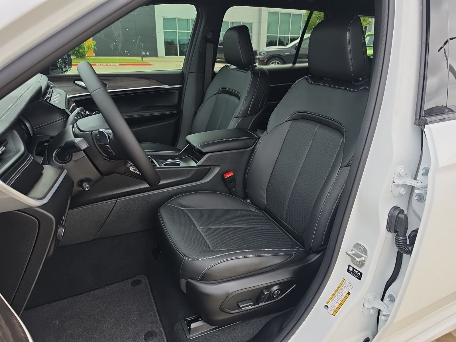 2026 Jeep Grand Cherokee L GRAND CHEROKEE L LIMITED RESERVE 4X4
