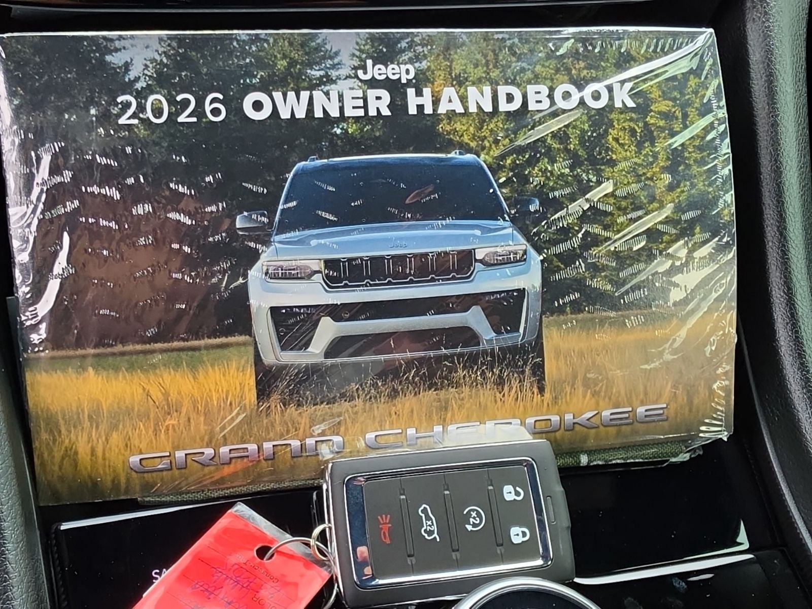 2026 Jeep Grand Cherokee L GRAND CHEROKEE L LIMITED RESERVE 4X4