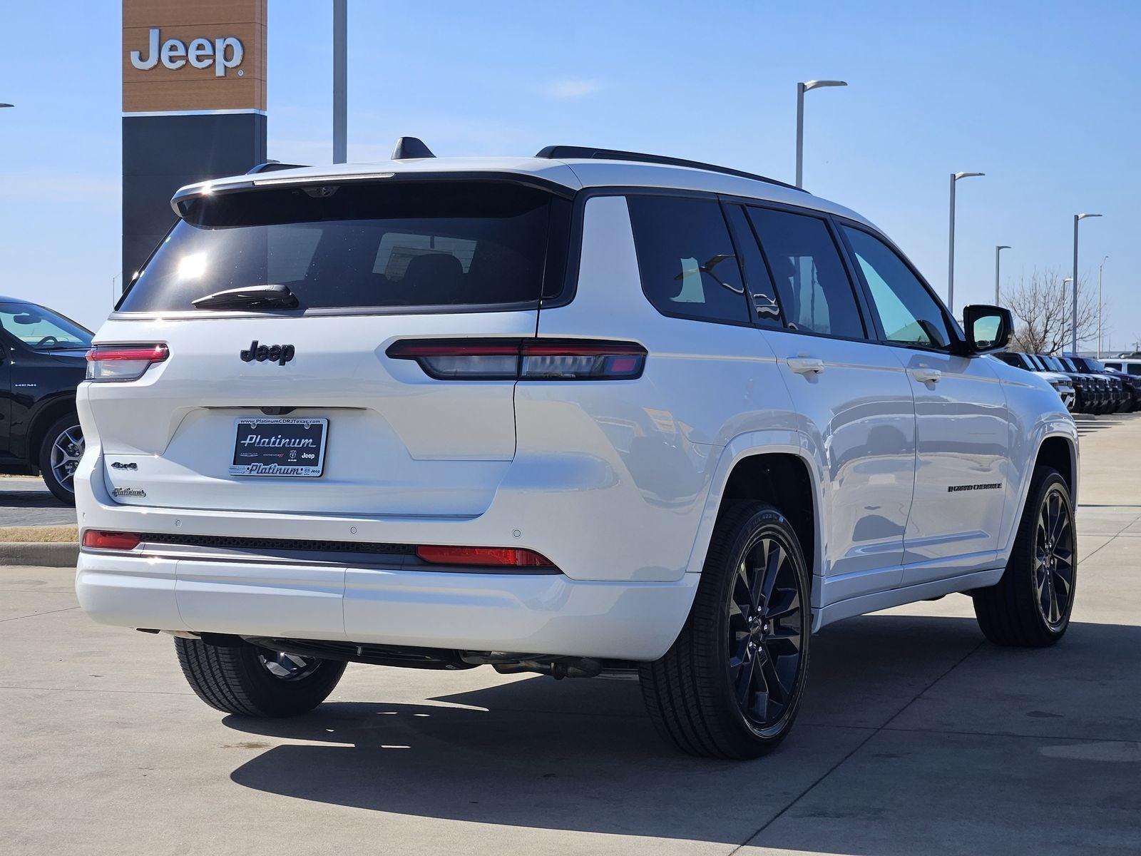 2026 Jeep Grand Cherokee GRAND CHEROKEE L LIMITED RESERVE 4X4