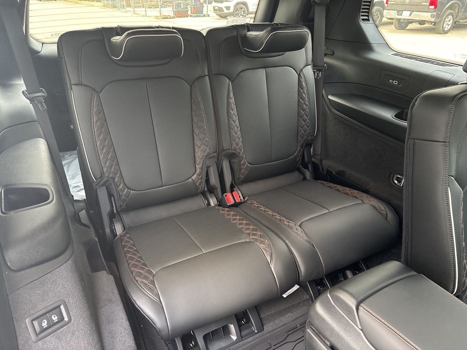 2025 Jeep Grand Cherokee L GRAND CHEROKEE L SUMMIT RESERVE 4X4