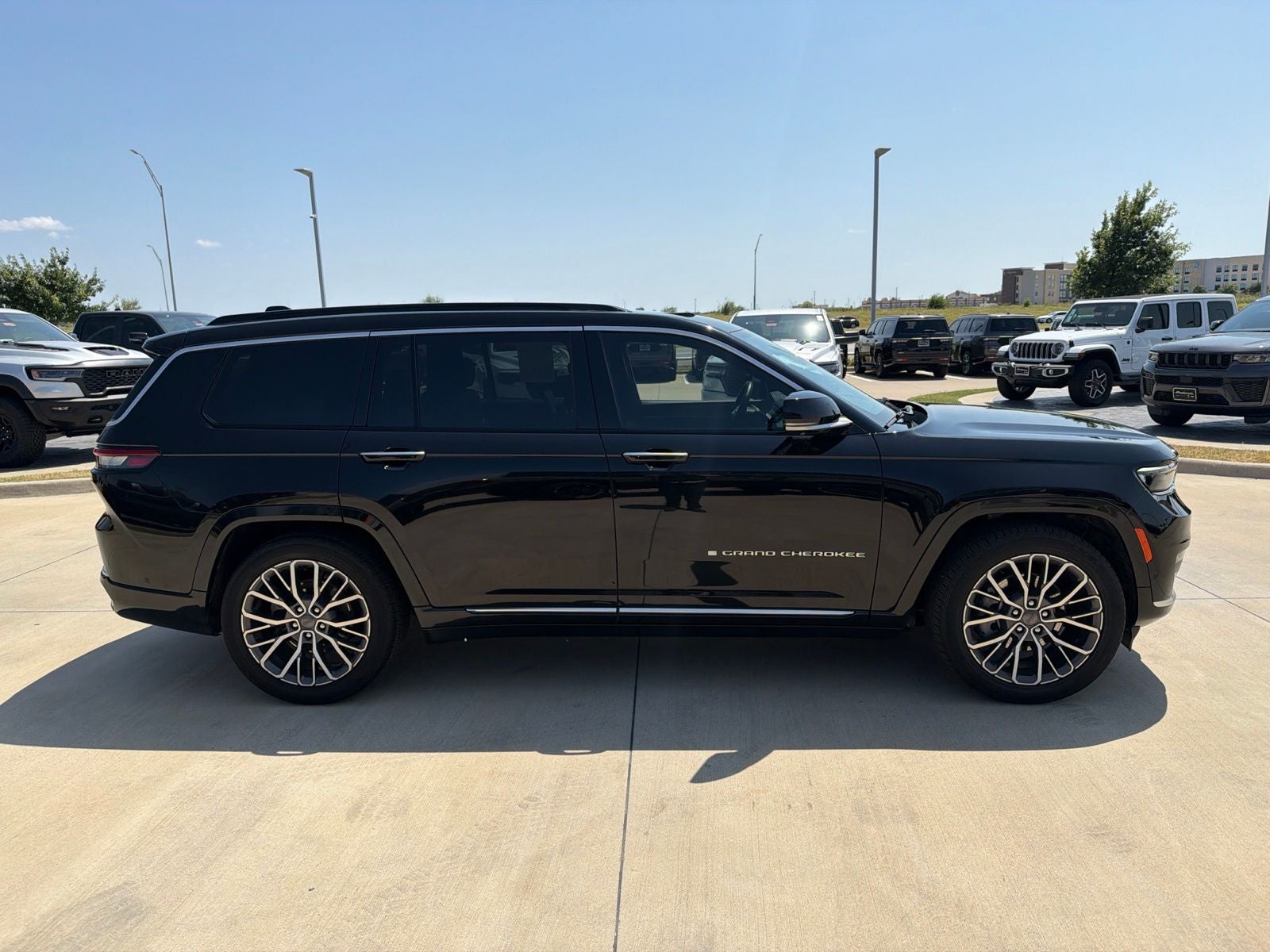 2025 Jeep Grand Cherokee L Summit