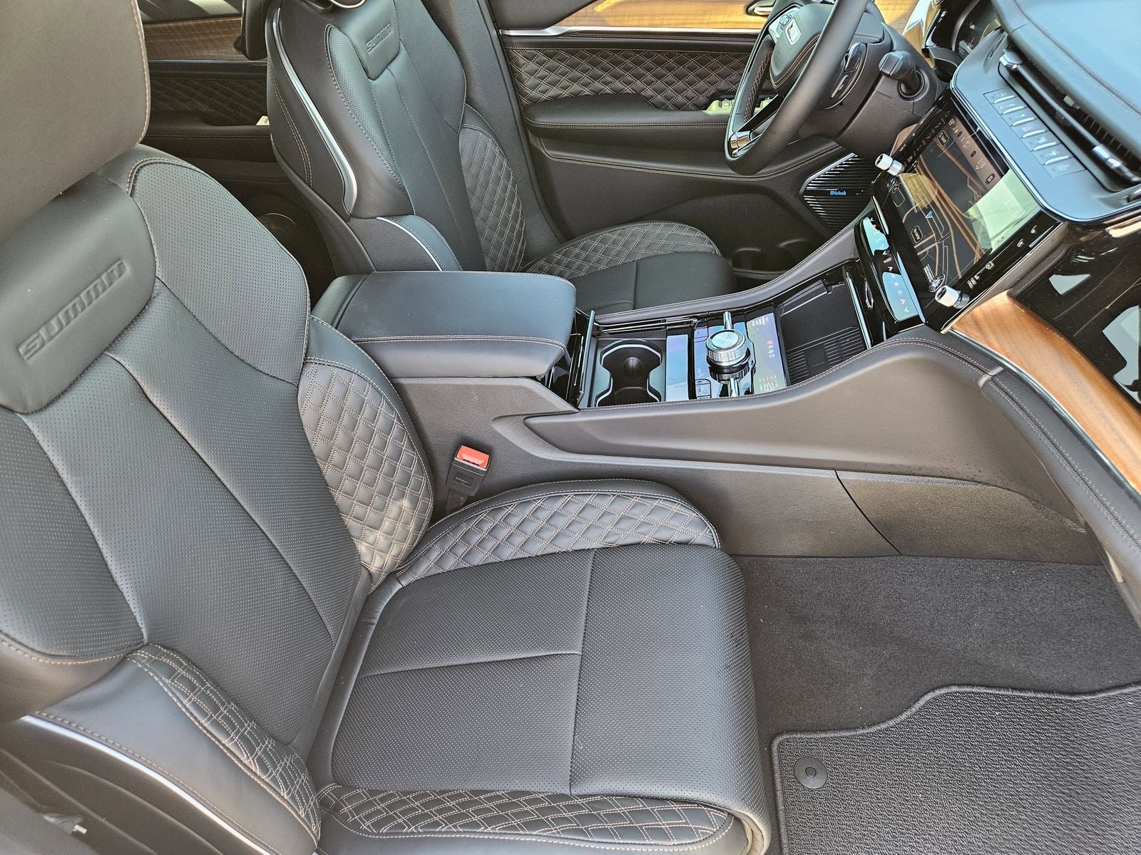 2026 Jeep Grand Cherokee L GRAND CHEROKEE L SUMMIT 4X4