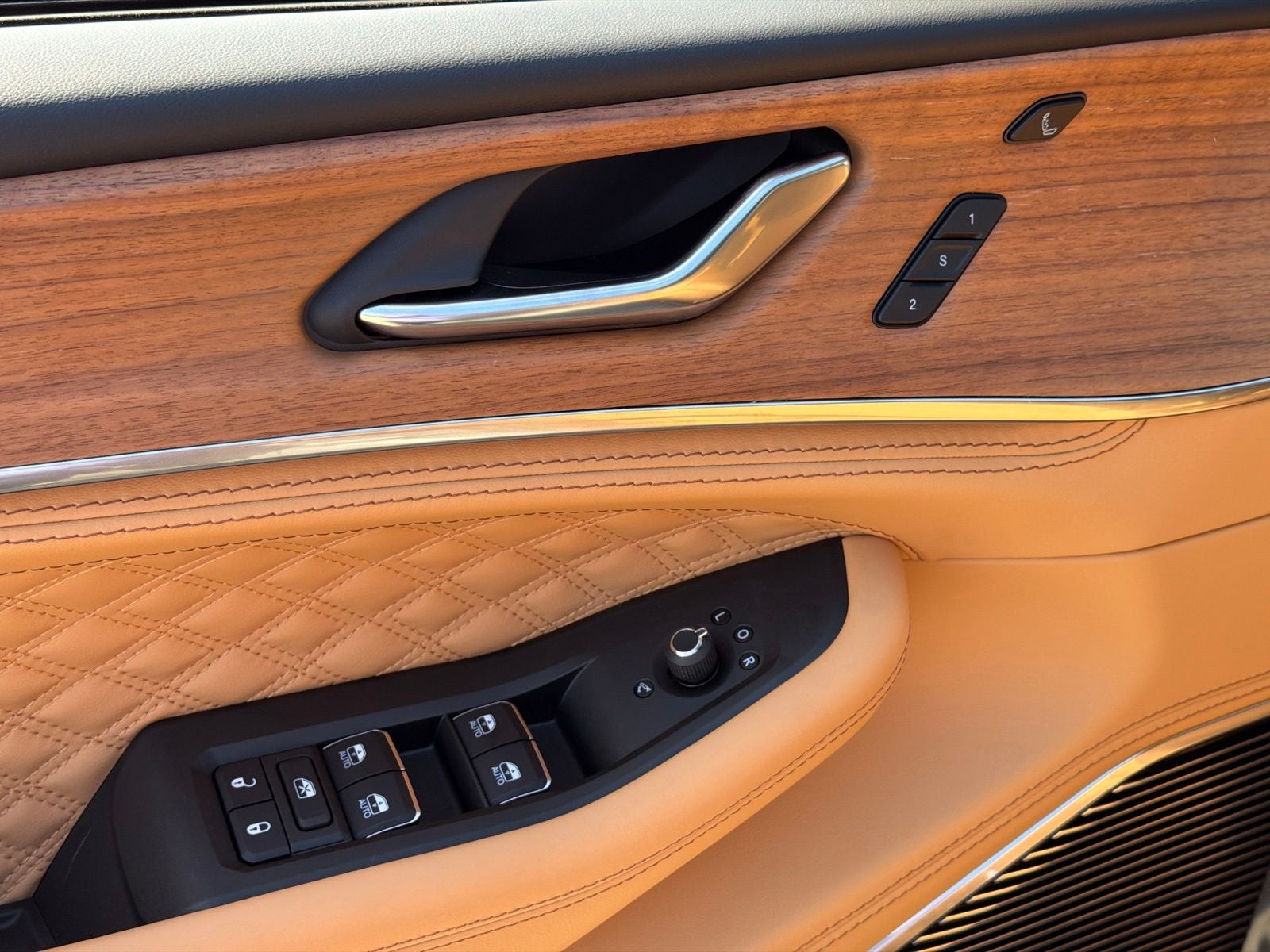 2027 Jeep Grand Cherokee L Summit