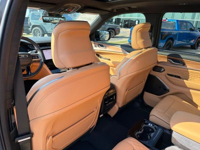 2027 Jeep Grand Cherokee L Summit
