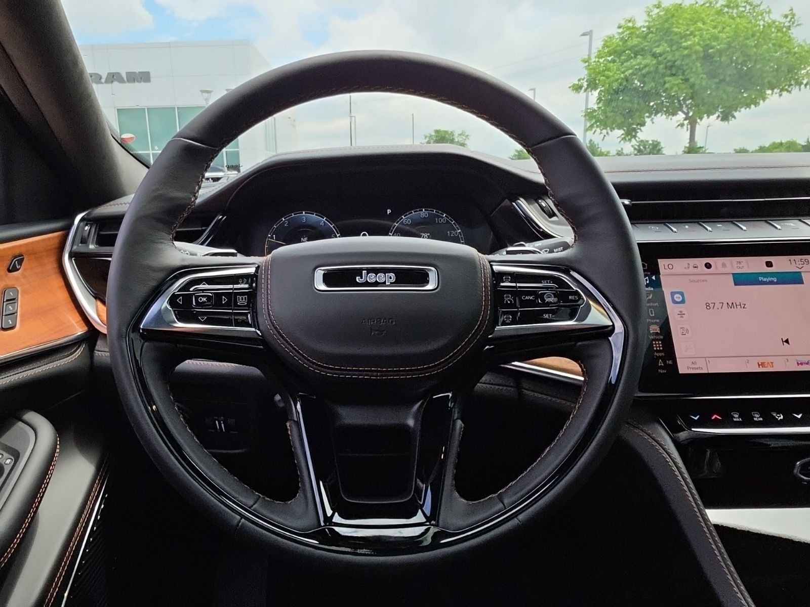 2026 Jeep Grand Cherokee L GRAND CHEROKEE L SUMMIT 4X4