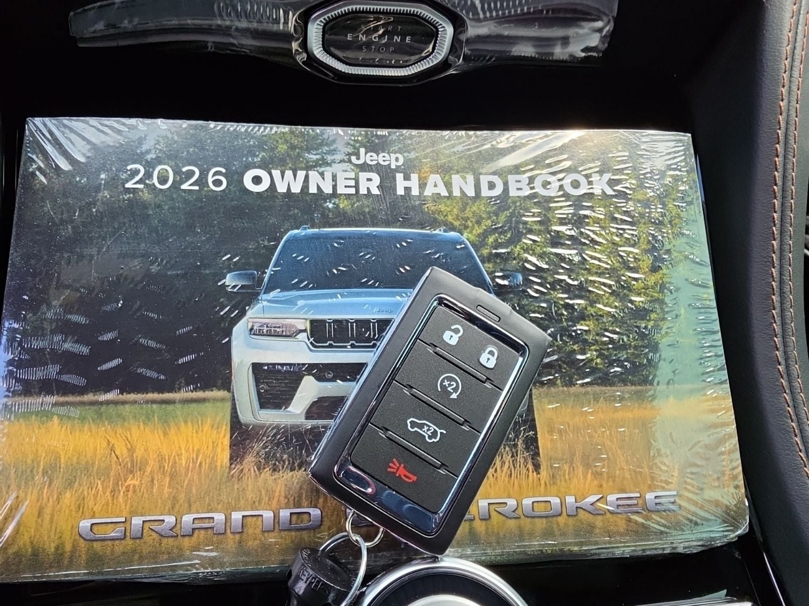 2026 Jeep Grand Cherokee L GRAND CHEROKEE L SUMMIT 4X4