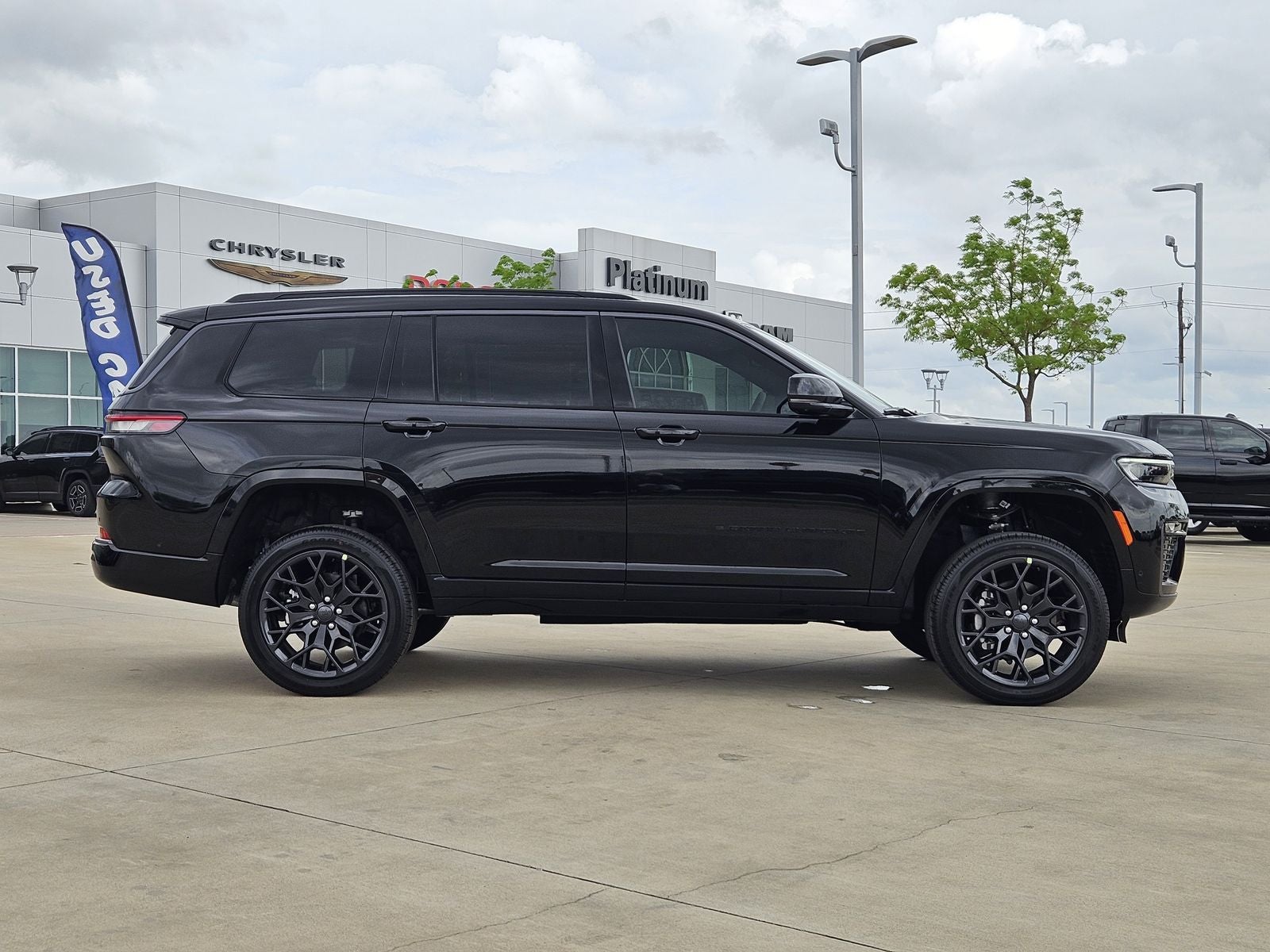 2026 Jeep Grand Cherokee L GRAND CHEROKEE L SUMMIT 4X4