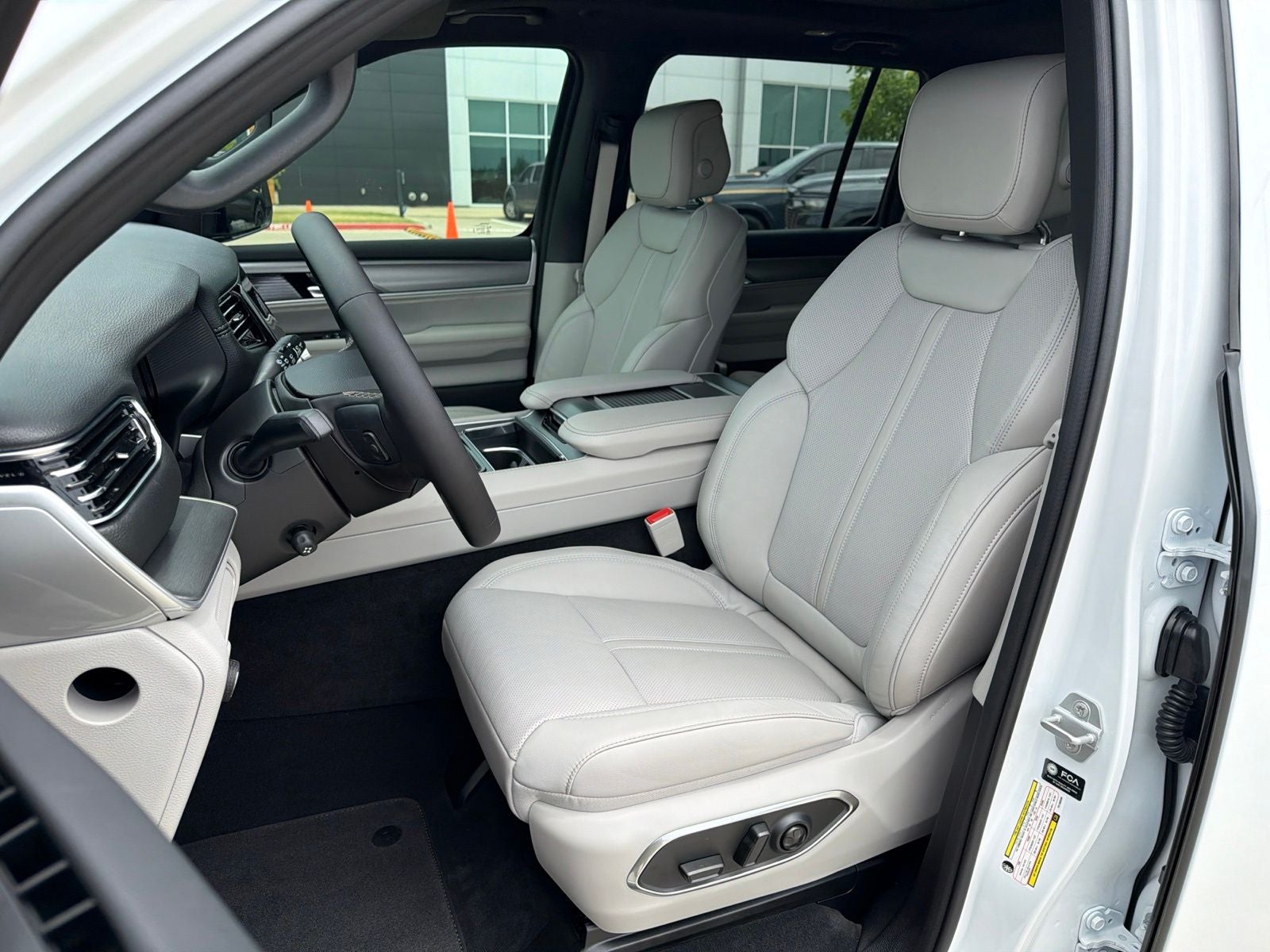 2026 Jeep Grand Wagoneer GRAND WAGONEER 4X2