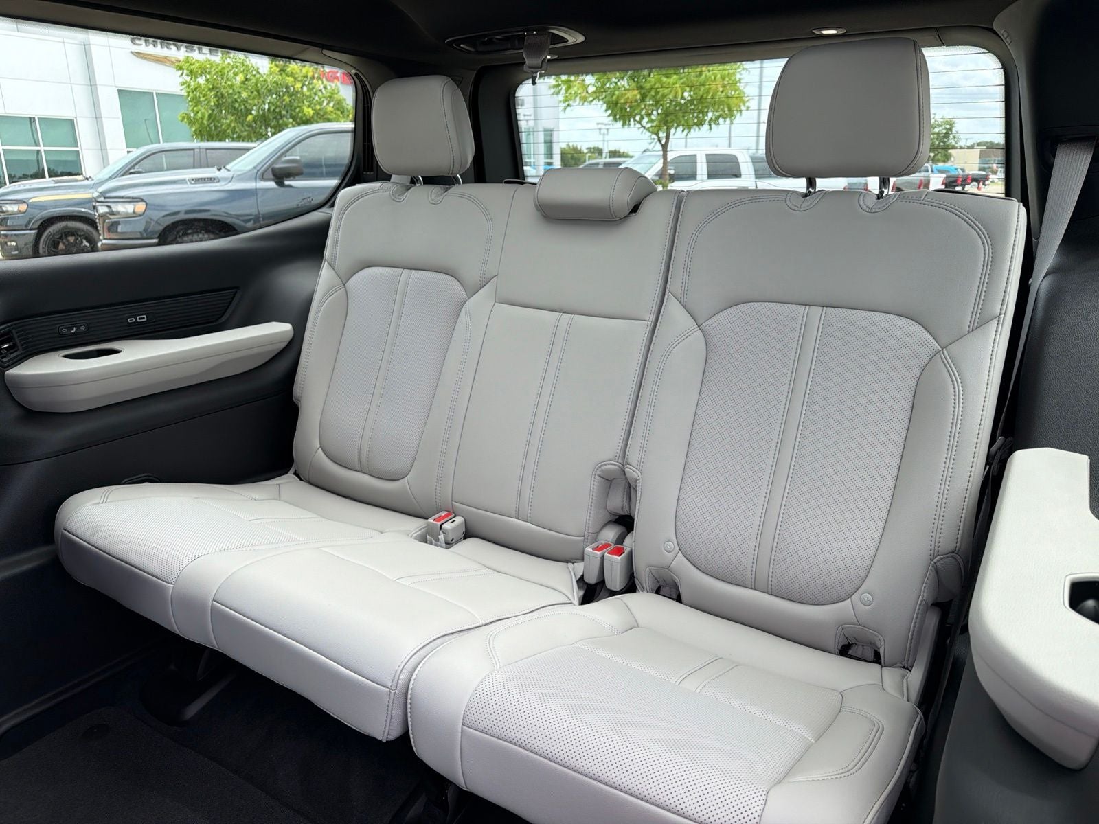 2026 Jeep Grand Wagoneer GRAND WAGONEER 4X2