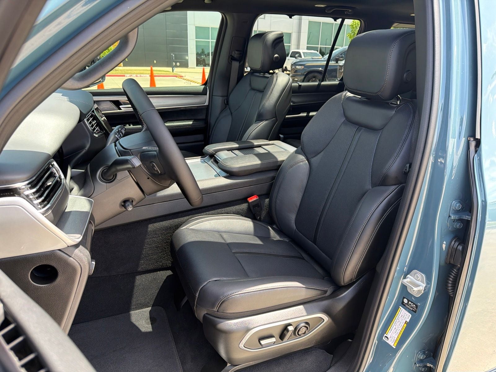 2026 Jeep Grand Wagoneer GRAND WAGONEER LIMITED RESERVE 4X4