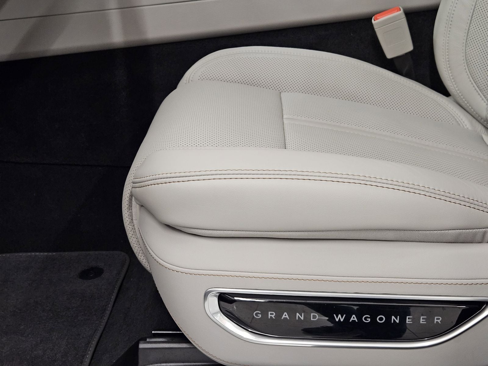 2026 Jeep Grand Wagoneer GRAND WAGONEER SUMMIT OBSIDIAN 4X4