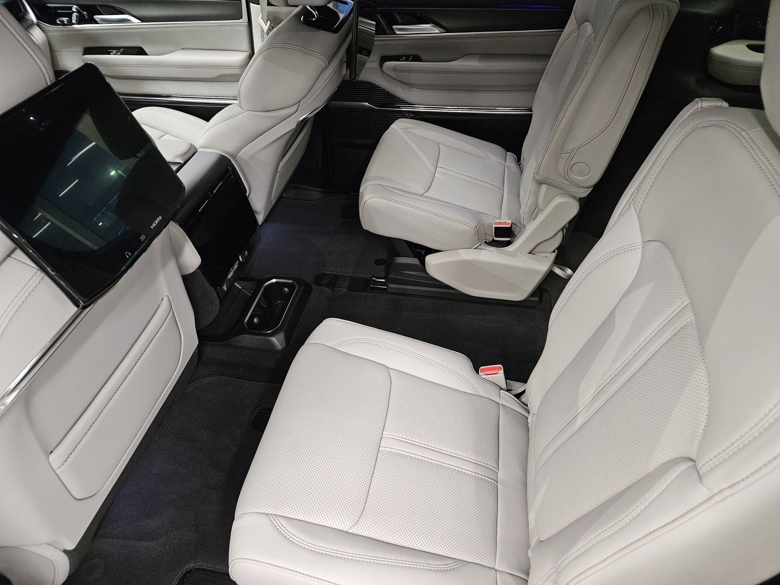 2026 Jeep Grand Wagoneer GRAND WAGONEER SUMMIT OBSIDIAN 4X4