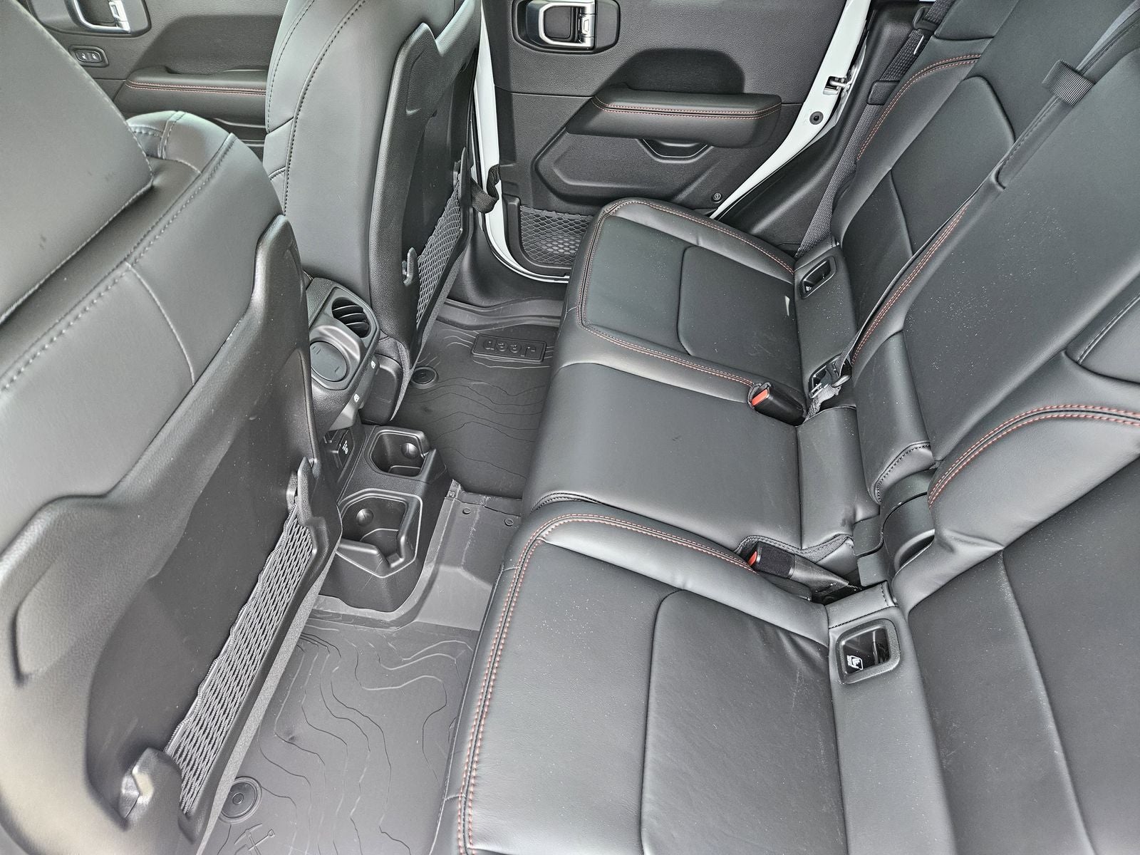 2026 Jeep Gladiator GLADIATOR SHADOW OPS 4X4