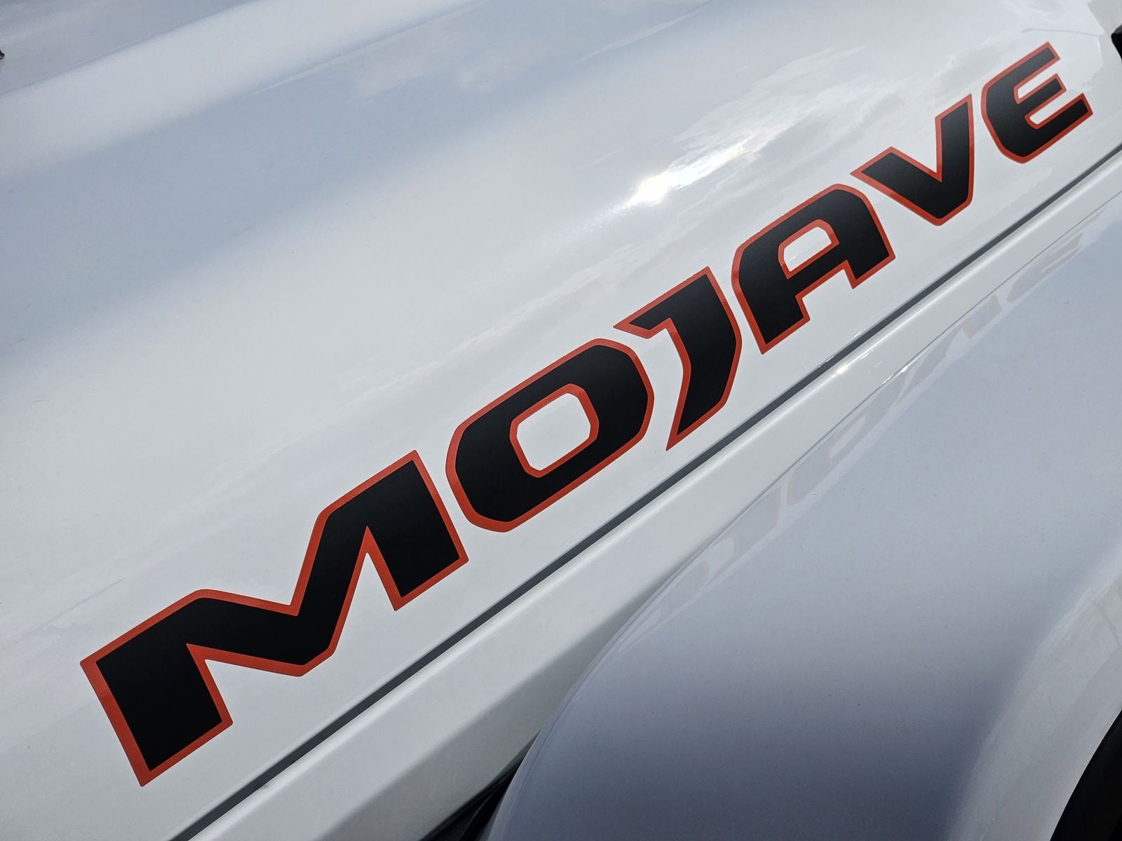 2026 Jeep Gladiator GLADIATOR MOJAVE X 4X4