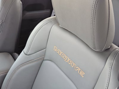 2026 Jeep Gladiator GLADIATOR MOJAVE X 4X4