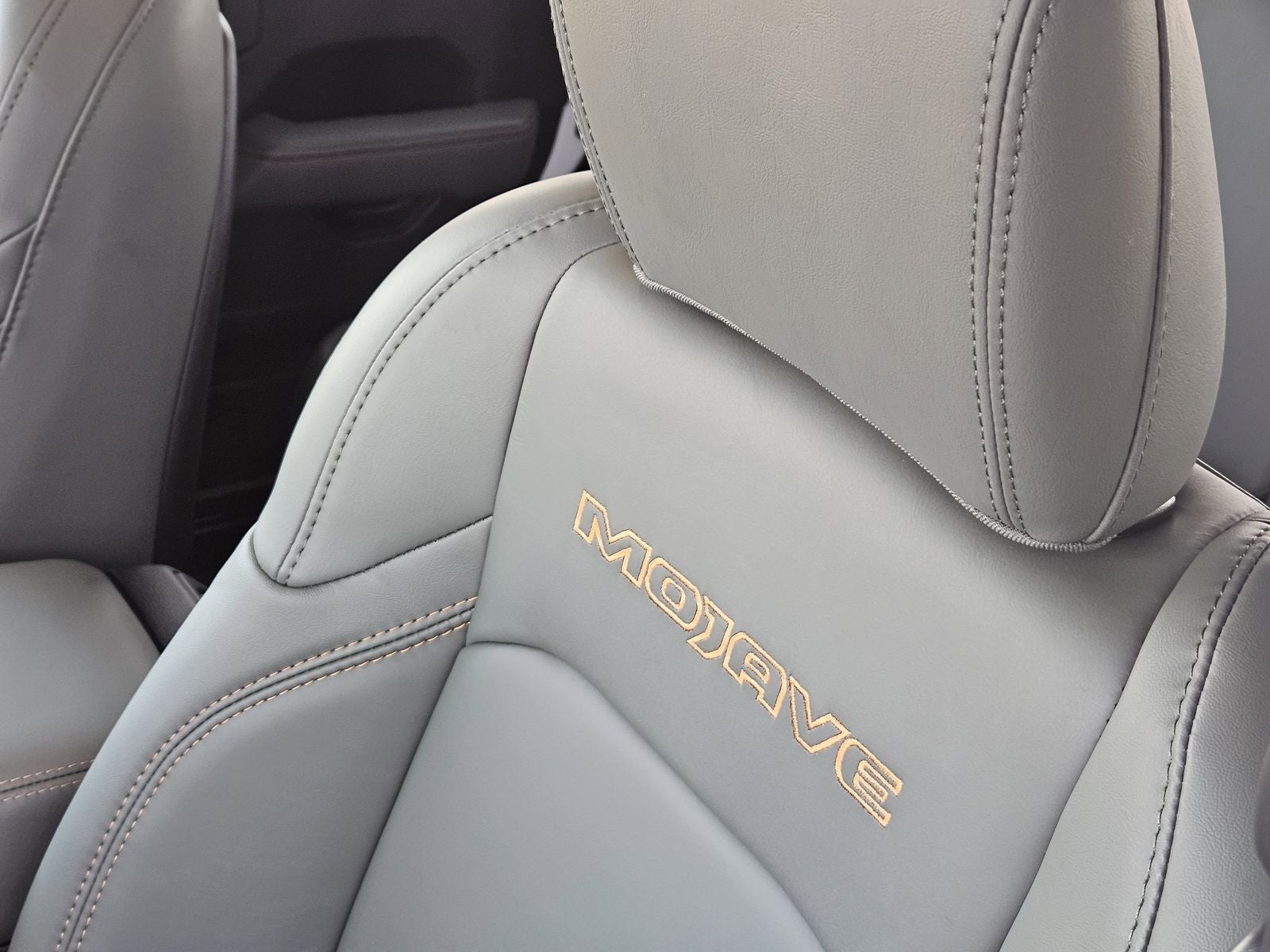 2026 Jeep Gladiator GLADIATOR MOJAVE X 4X4