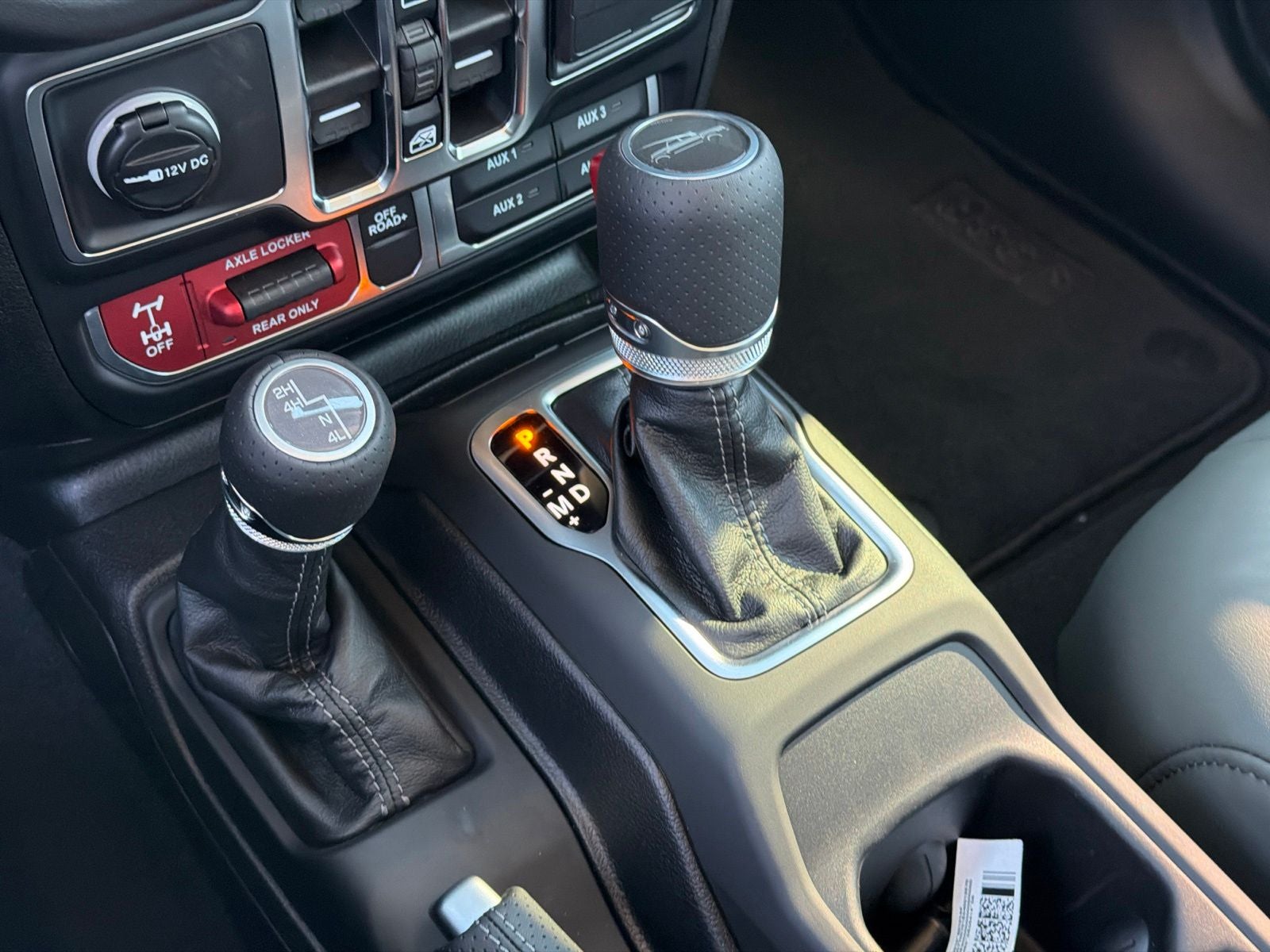 2026 Jeep Gladiator GLADIATOR MOJAVE 4X4