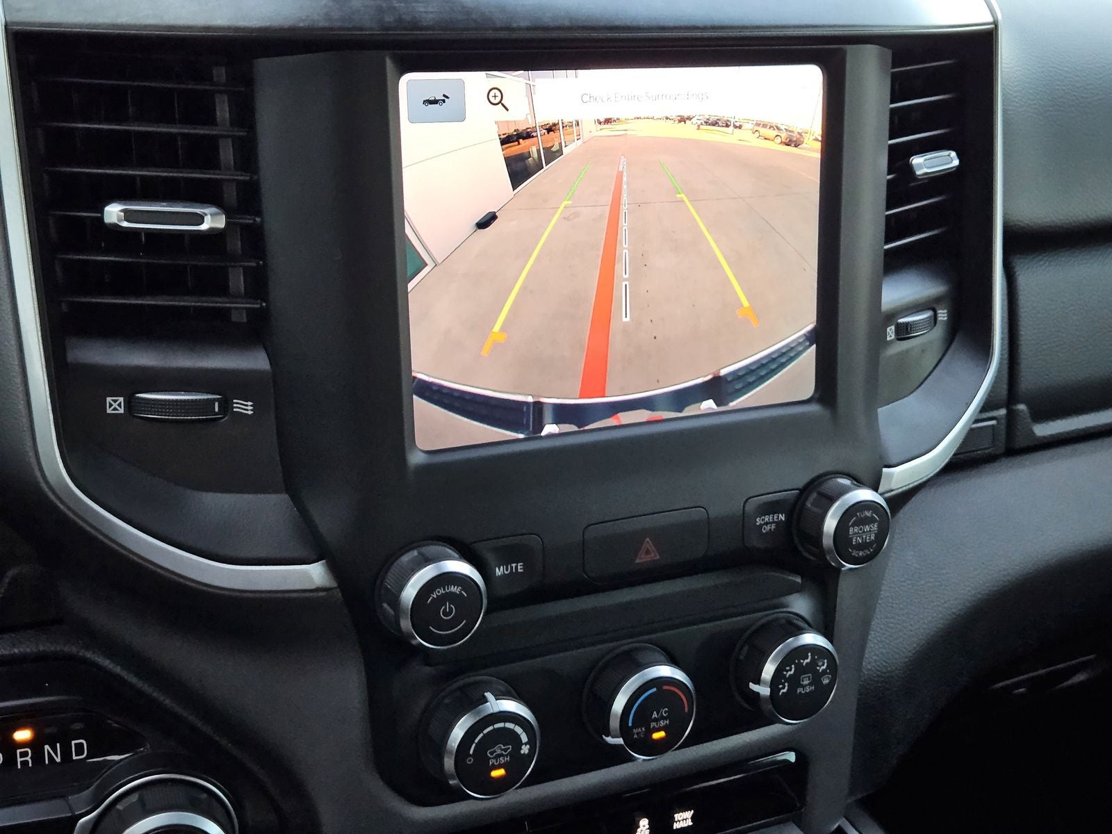 2022 RAM Ram 1500 Lone Star Quad Cab 4x2 6'4' Box