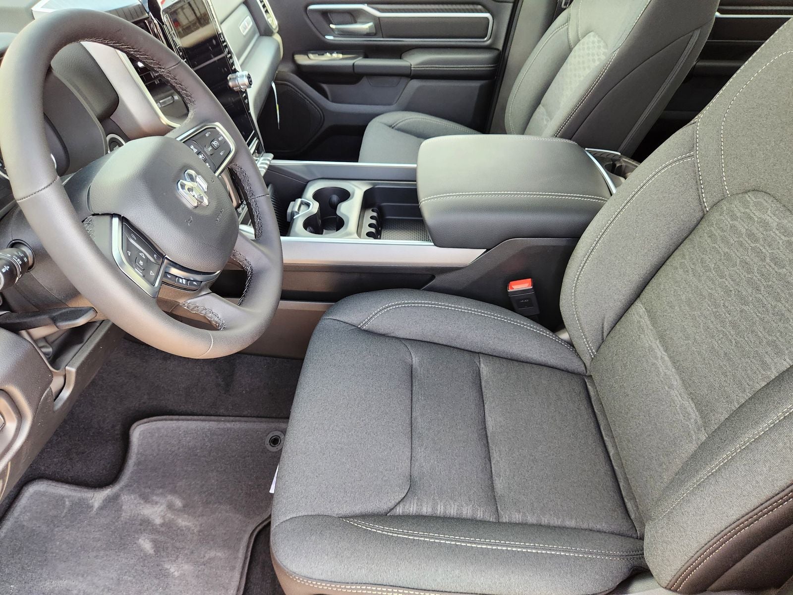 2026 RAM Ram 1500 RAM 1500 LONE STAR CREW CAB 4X2 5'7' BOX