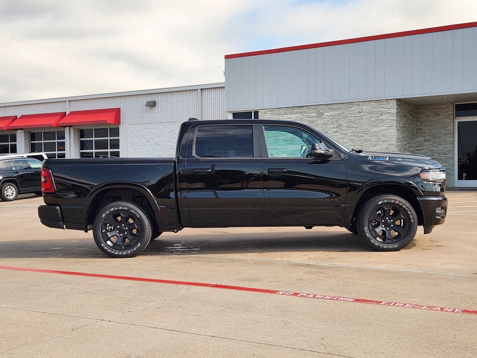 2026 RAM Ram 1500 RAM 1500 LONE STAR CREW CAB 4X2 5'7' BOX