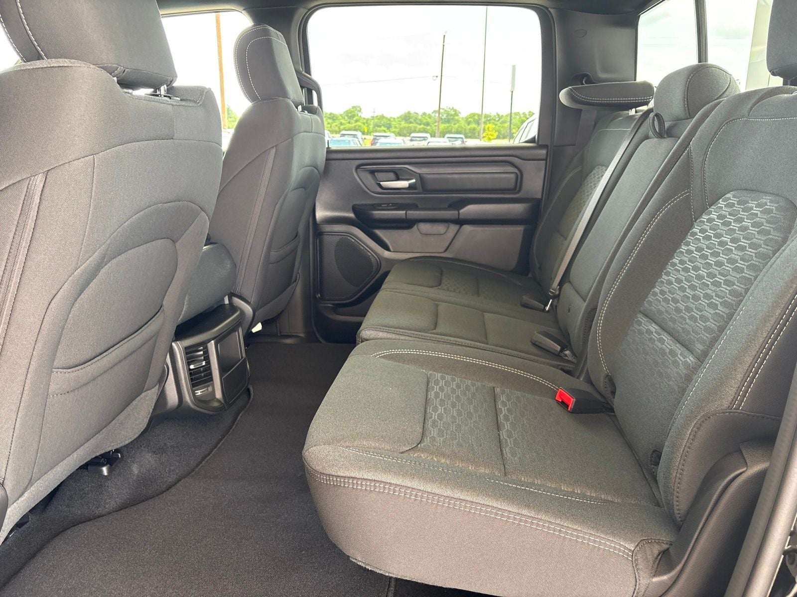 2026 RAM Ram 1500 RAM 1500 EXPRESS CREW CAB 4X2 5'7' BOX