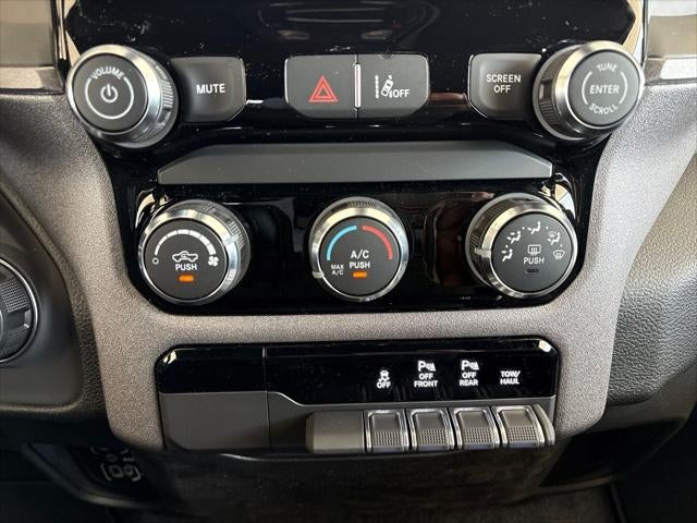 2026 RAM Ram 1500 RAM 1500 EXPRESS CREW CAB 4X2 5'7' BOX