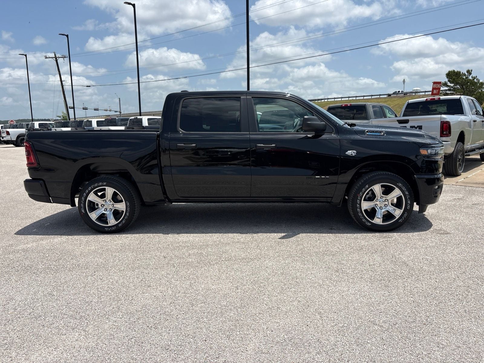 2026 RAM Ram 1500 RAM 1500 EXPRESS CREW CAB 4X2 5'7' BOX