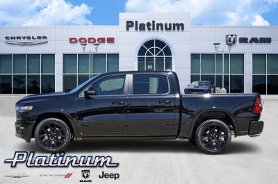 2026 RAM Ram 1500 RAM 1500 LARAMIE CREW CAB 4X2 5'7' BOX