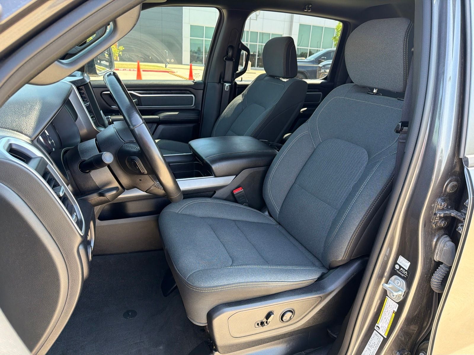 2022 RAM Ram 1500 Big Horn Crew Cab 4x4 5'7' Box