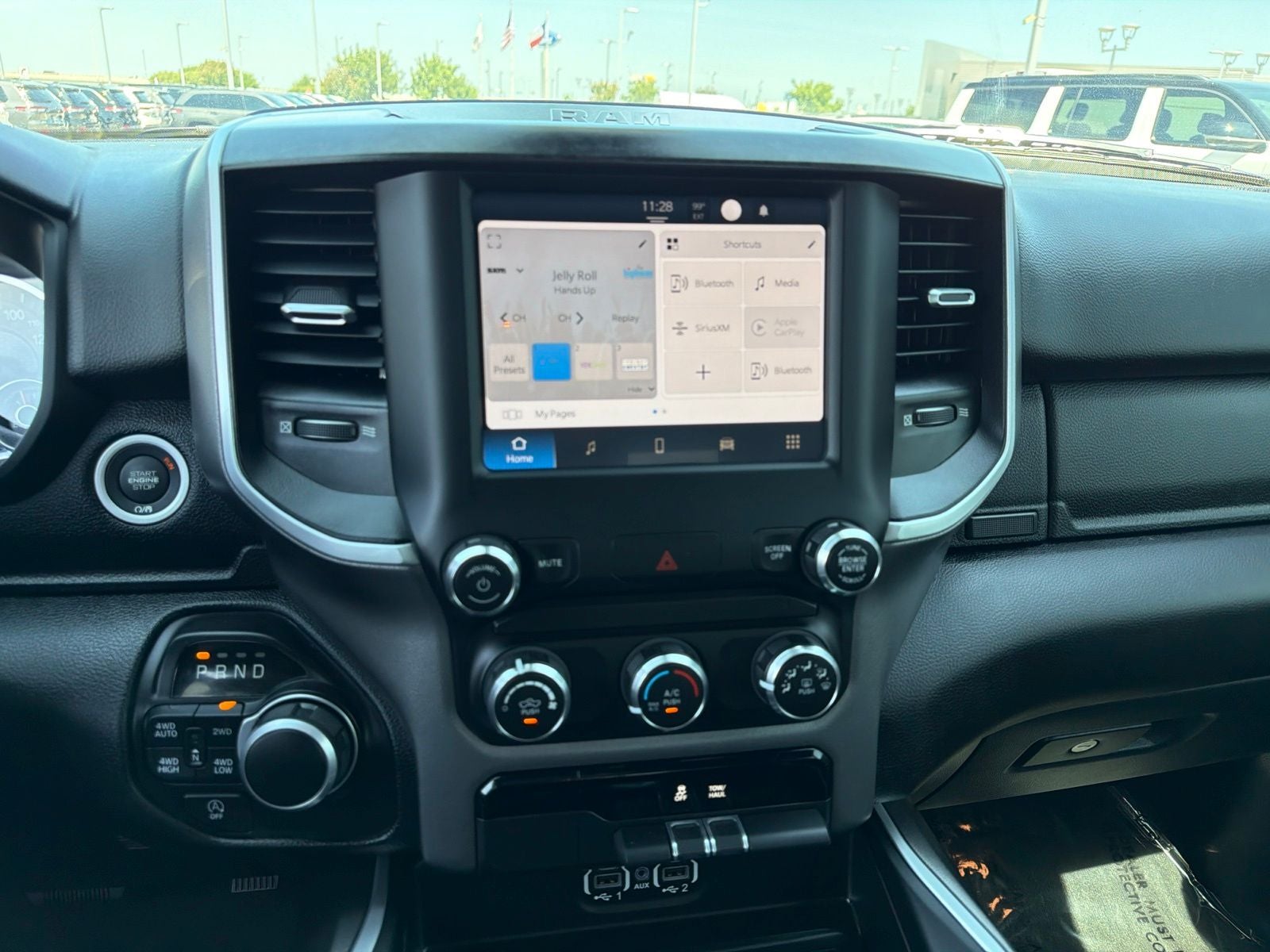 2022 RAM Ram 1500 Big Horn Crew Cab 4x4 5'7' Box