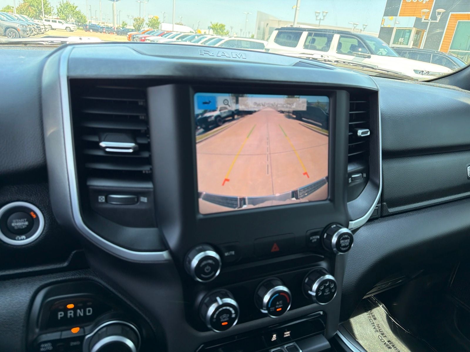 2022 RAM Ram 1500 Big Horn Crew Cab 4x4 5'7' Box