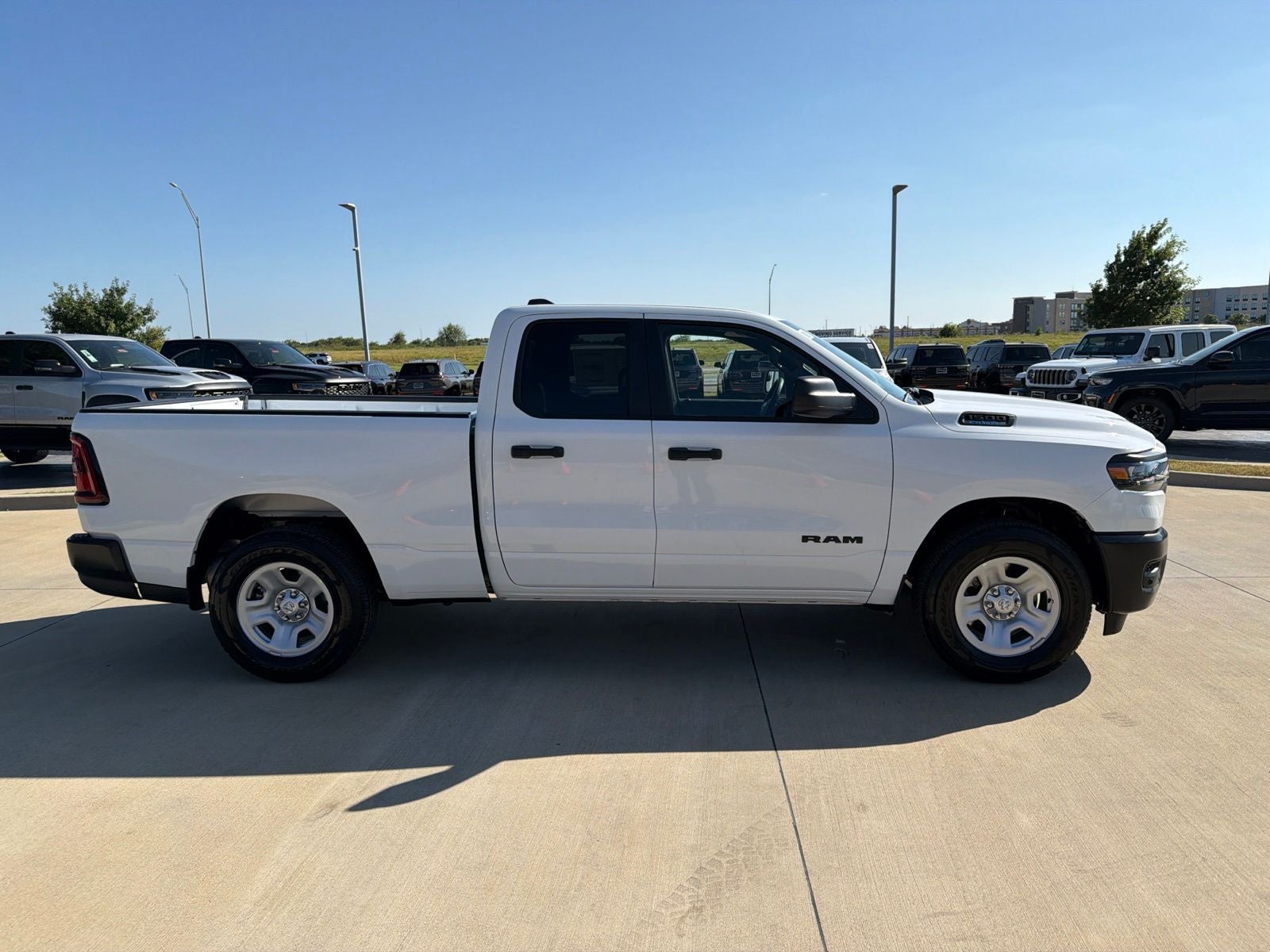 2026 RAM Ram 1500 RAM 1500 TRADESMAN QUAD CAB 4X2 6'4' BOX