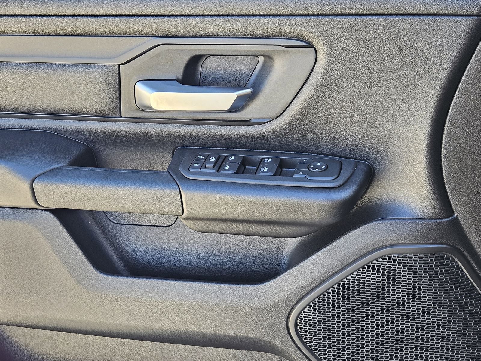 2026 RAM Ram 1500 RAM 1500 TRADESMAN QUAD CAB 4X2 6'4' BOX