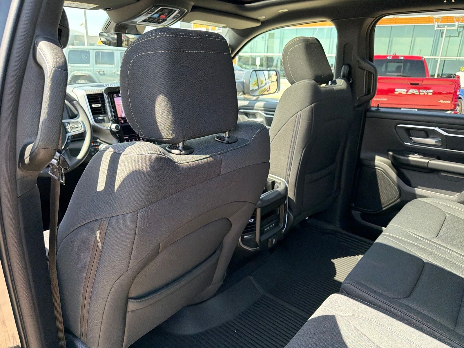 2027 RAM Ram 1500 RAM 1500 LONE STAR CREW CAB 4X4 5'7' BOX