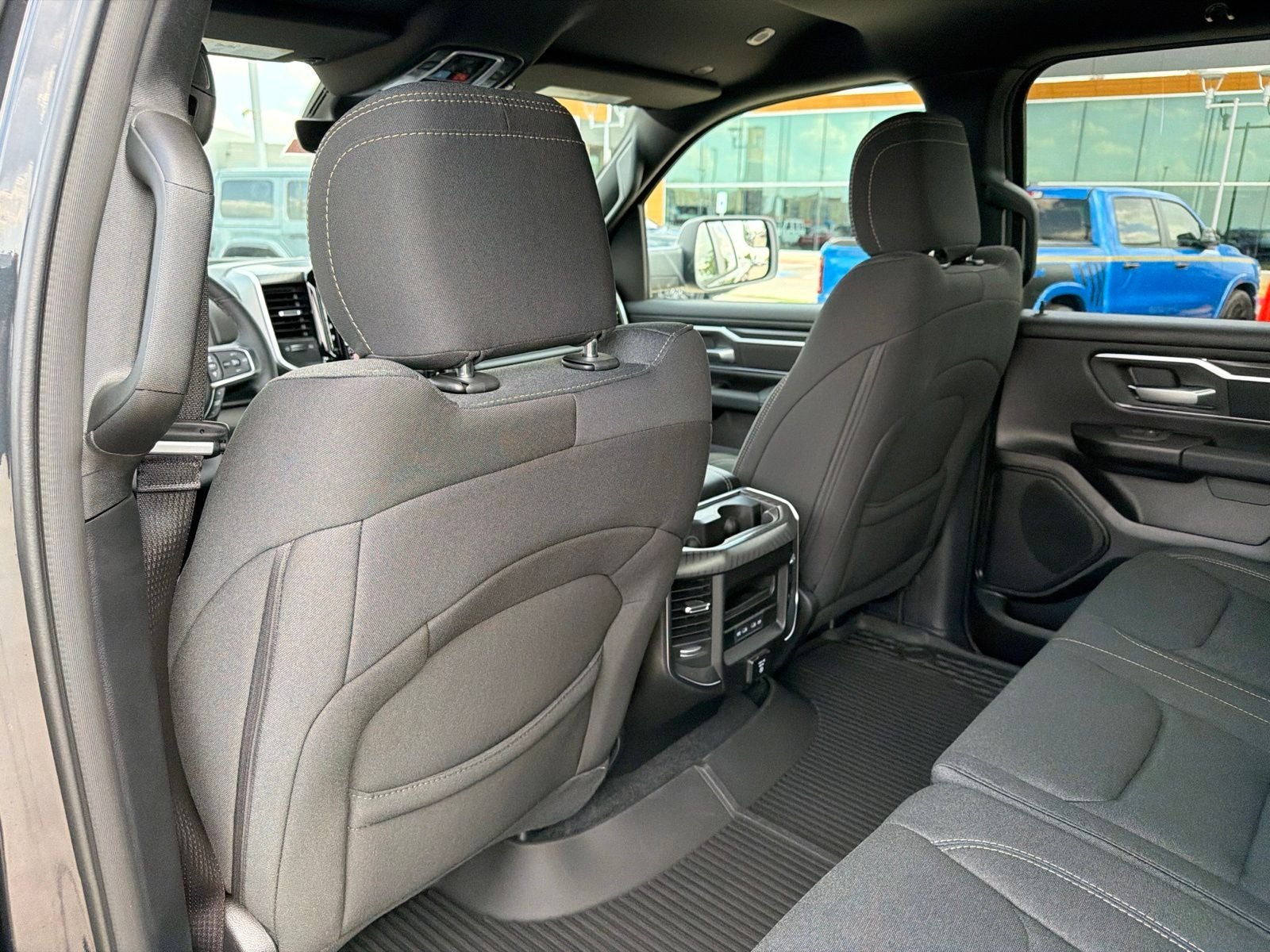 2027 RAM Ram 1500 RAM 1500 LONE STAR CREW CAB 4X4 5'7' BOX