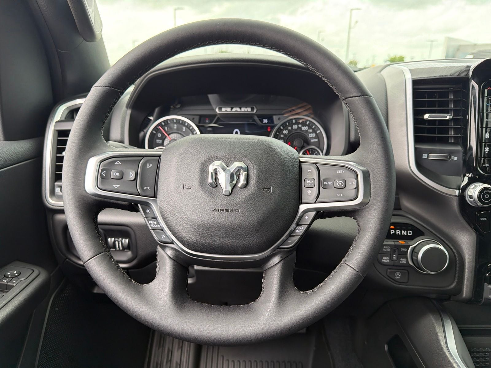 2026 RAM Ram 1500 RAM 1500 LONE STAR CREW CAB 4X4 5'7' BOX