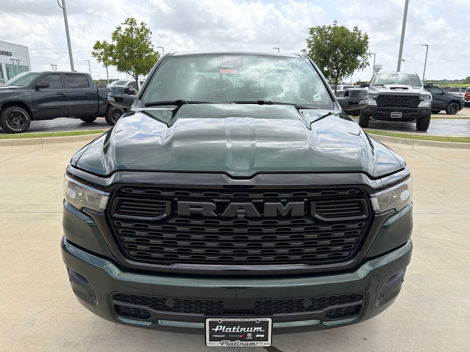 2026 RAM Ram 1500 RAM 1500 LONE STAR CREW CAB 4X4 5'7' BOX