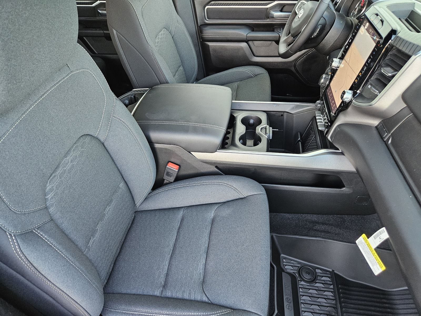 2026 RAM Ram 1500 RAM 1500 LONE STAR CREW CAB 4X4 5'7' BOX