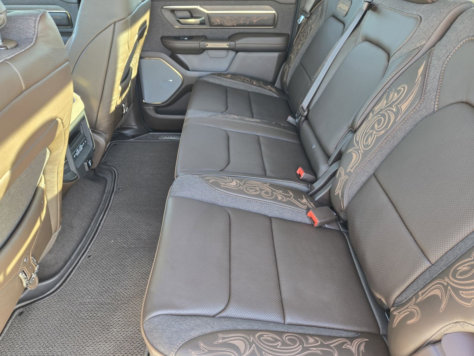 2026 RAM Ram 1500 RAM 1500 LIMITED LONGHORN CREW CAB 4X4 5'7' BOX