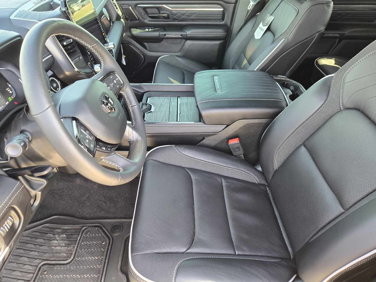 2026 RAM Ram 1500 RAM 1500 LIMITED CREW CAB 4X4 5'7' BOX