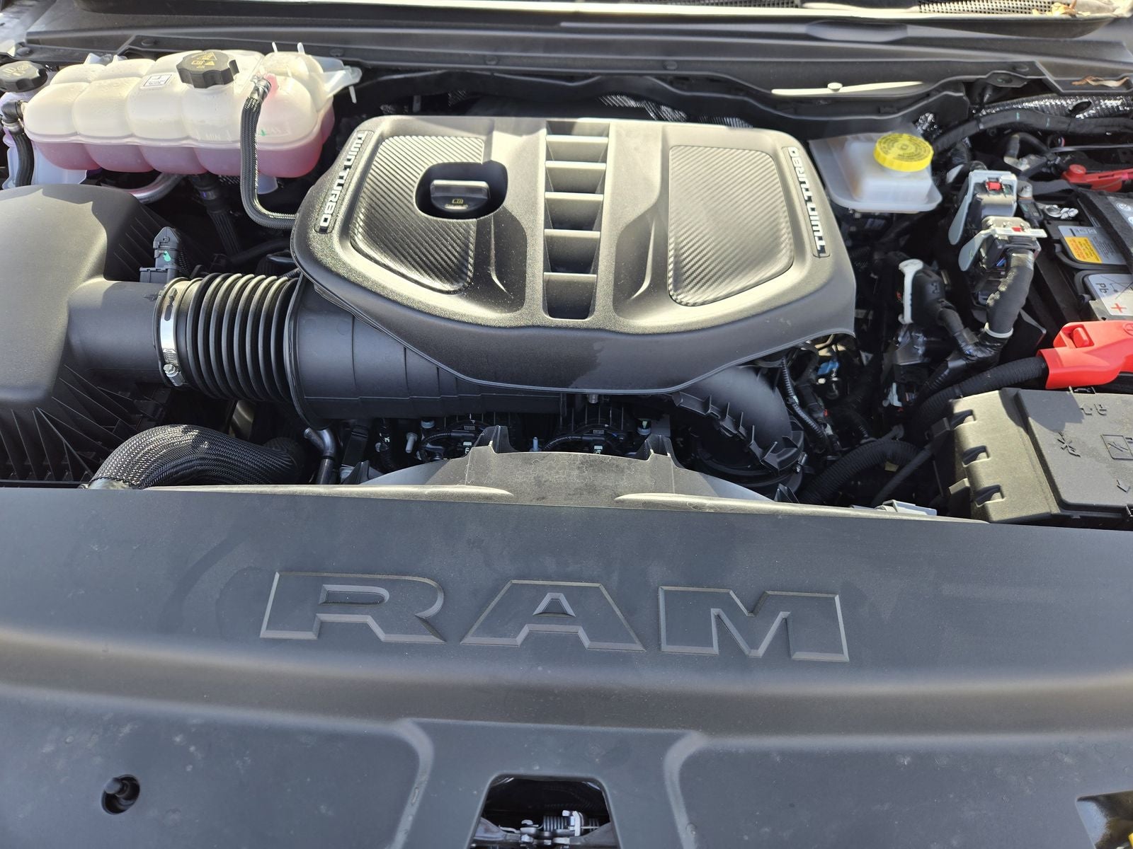 2026 RAM Ram 1500 RAM 1500 LIMITED CREW CAB 4X4 5'7' BOX