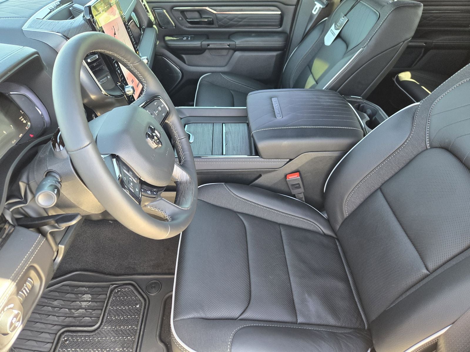 2026 RAM Ram 1500 RAM 1500 LIMITED CREW CAB 4X4 5'7' BOX