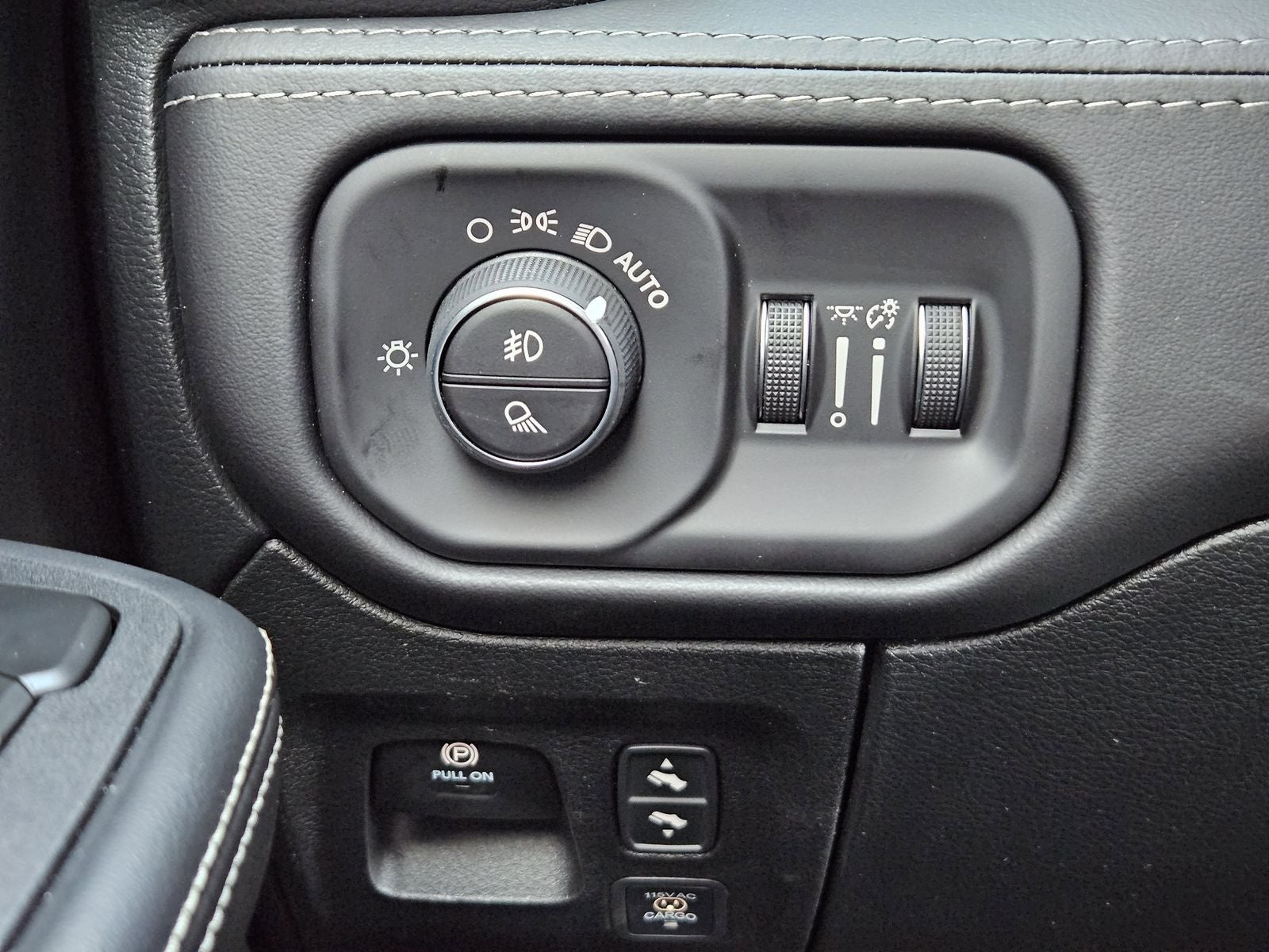 2026 RAM Ram 1500 RAM 1500 LIMITED CREW CAB 4X4 5'7' BOX