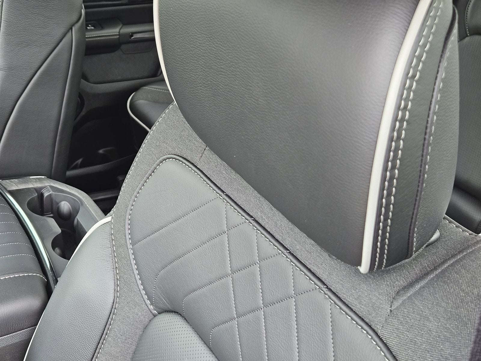 2026 RAM Ram 1500 RAM 1500 LIMITED CREW CAB 4X4 5'7' BOX