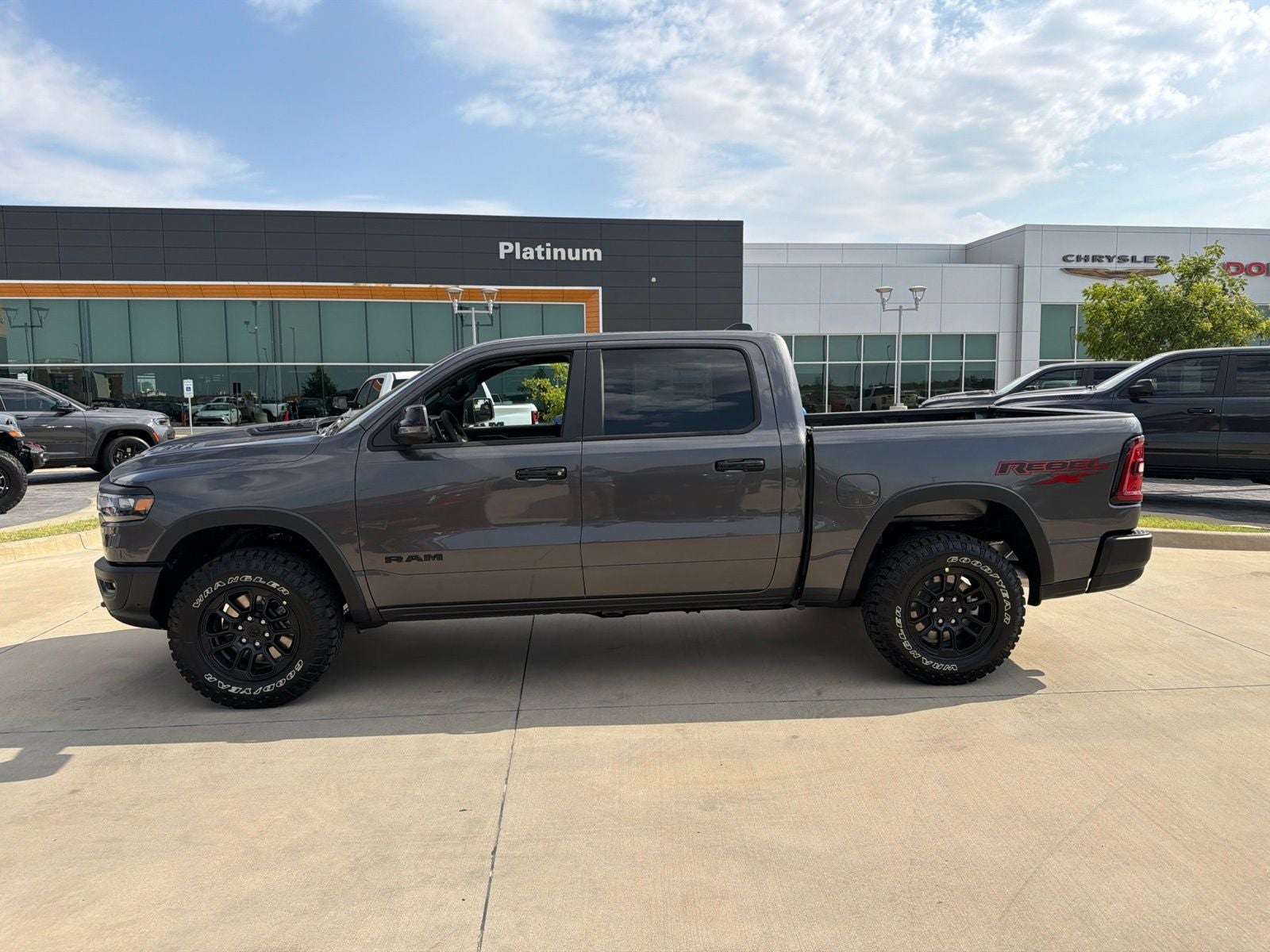 2027 RAM Ram 1500 RAM 1500 REBEL CREW CAB 4X4 5'7' BOX