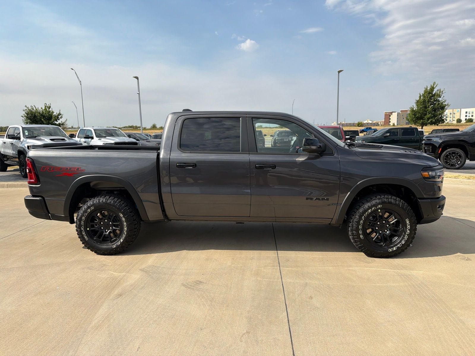 2027 RAM Ram 1500 RAM 1500 REBEL CREW CAB 4X4 5'7' BOX