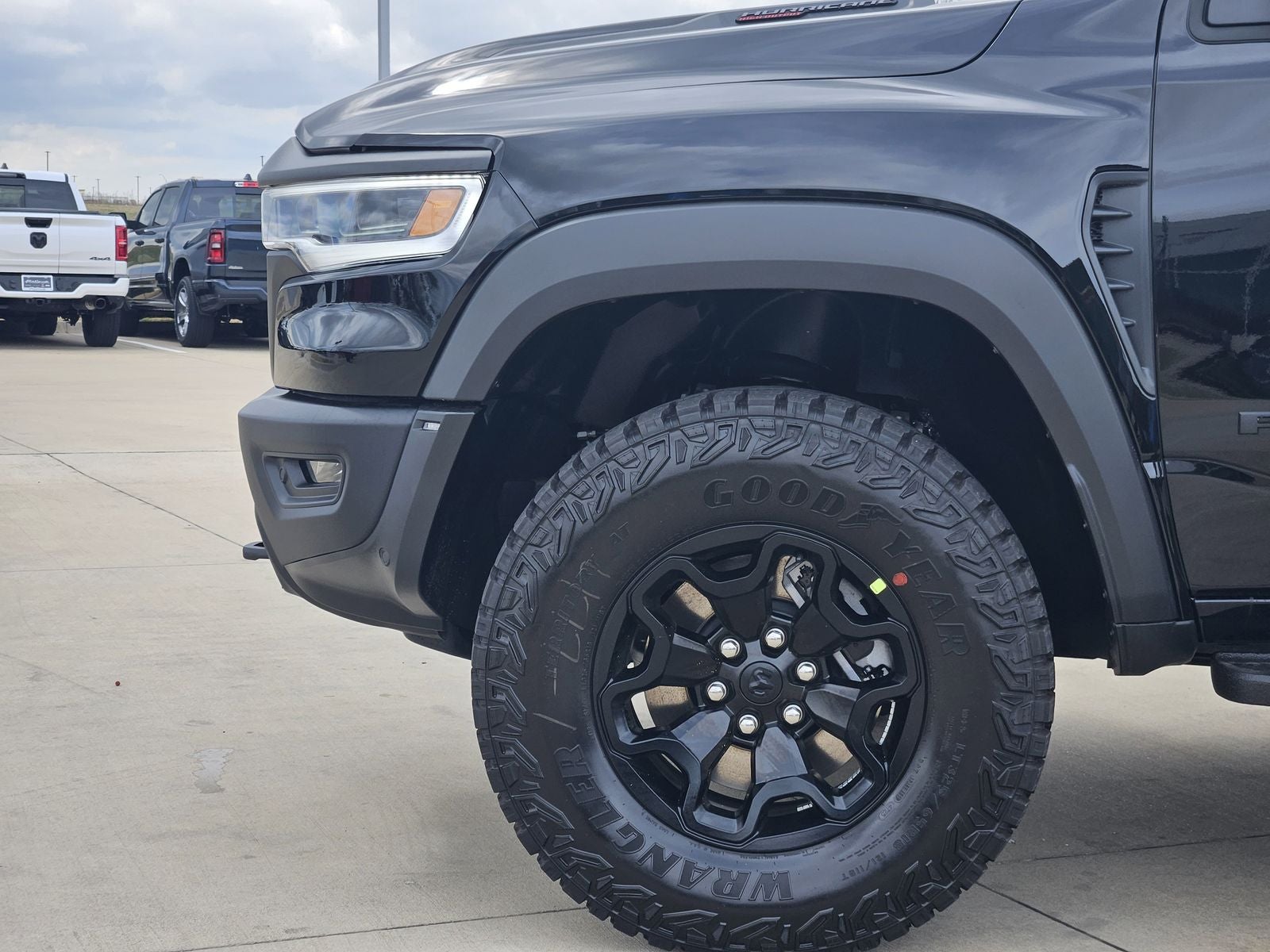 2026 RAM Ram 1500 RAM 1500 RHO CREW CAB 4X4 5'7' BOX