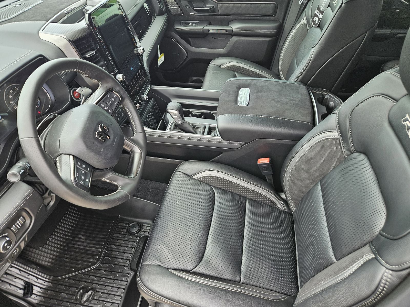 2026 RAM Ram 1500 RAM 1500 RHO CREW CAB 4X4 5'7' BOX