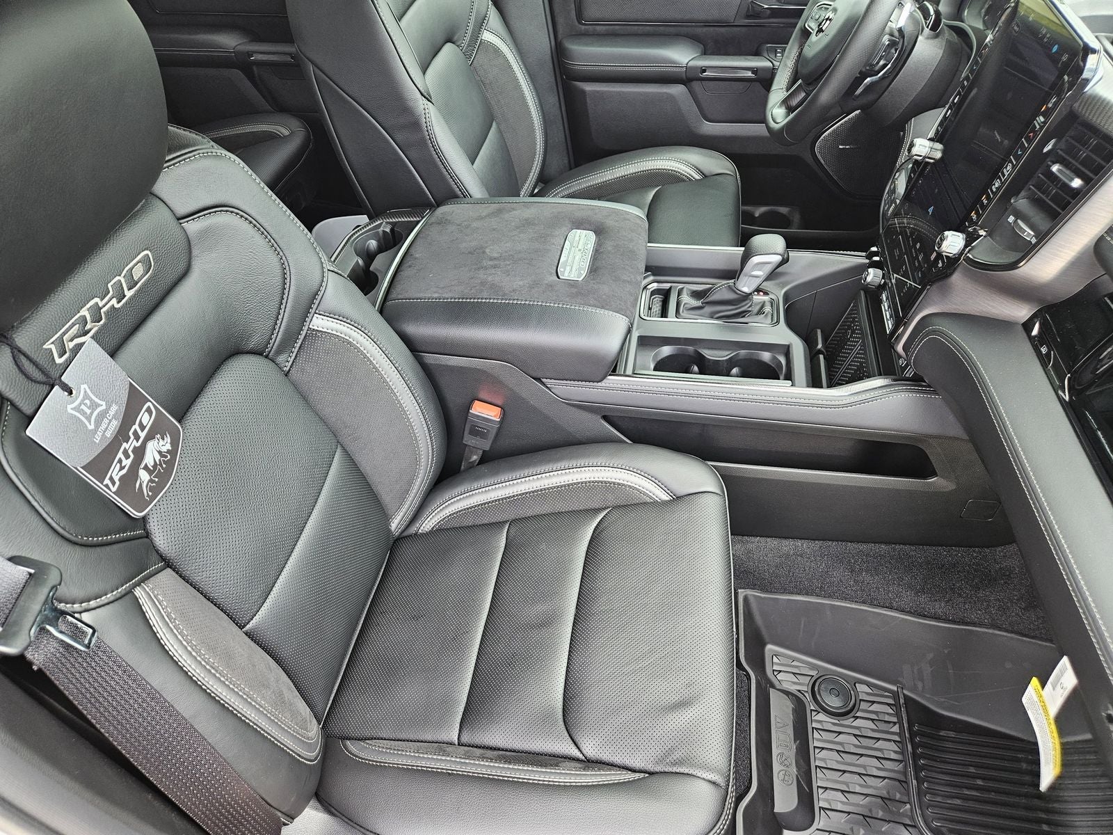 2026 RAM Ram 1500 RAM 1500 RHO CREW CAB 4X4 5'7' BOX